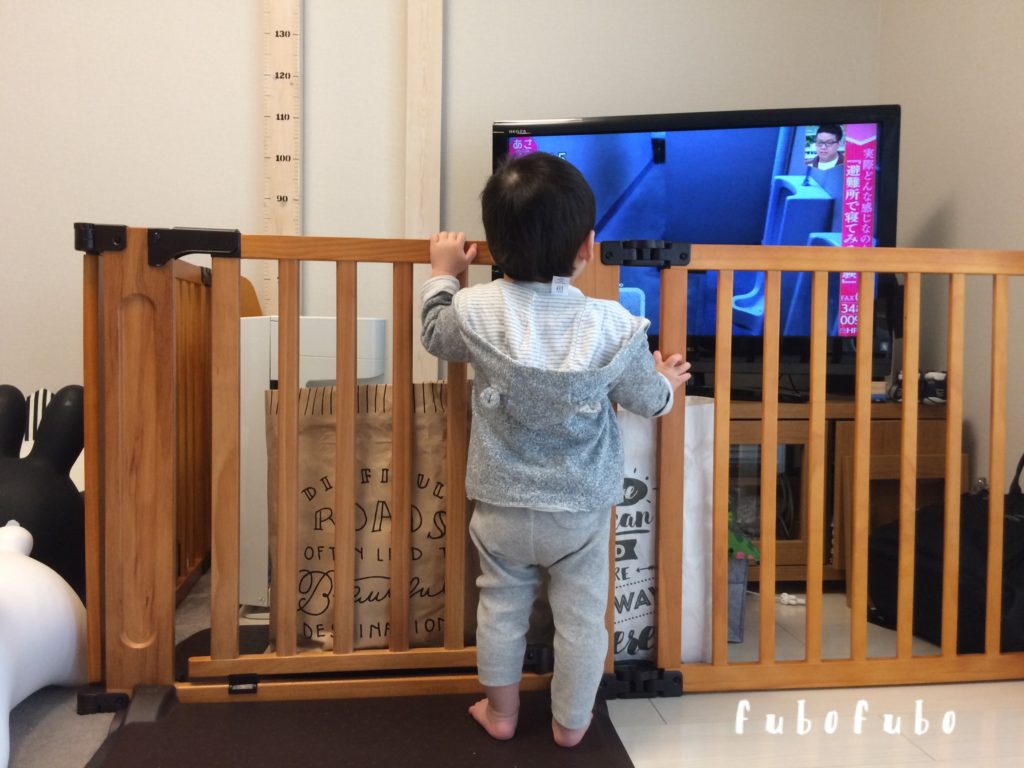 最新の激安 ベビーゲート 木製パーテーション 日本育児 その他